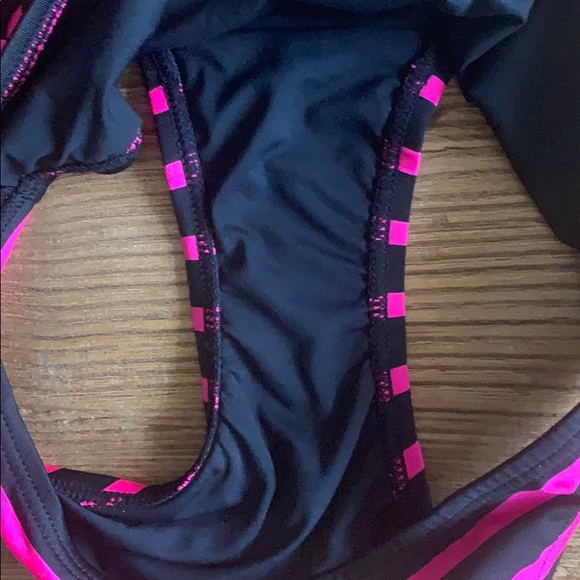 Michael Kors Convertible Striped Tankini NWOT - Picture 7 of 8